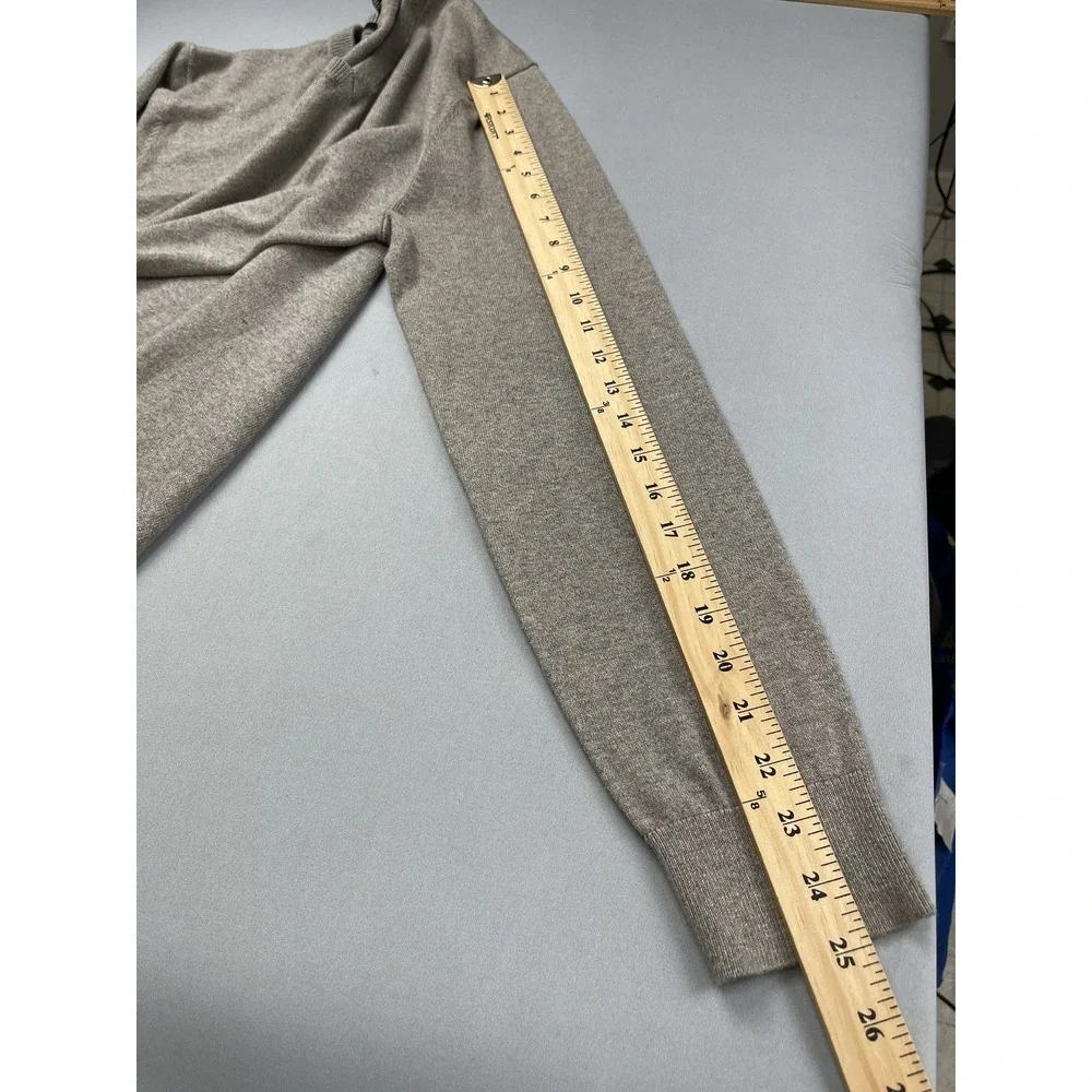Banana Republic Men's M V-Neck Sweater Premium Luxe‎ Yarn Cotton Silk Blend Tan
